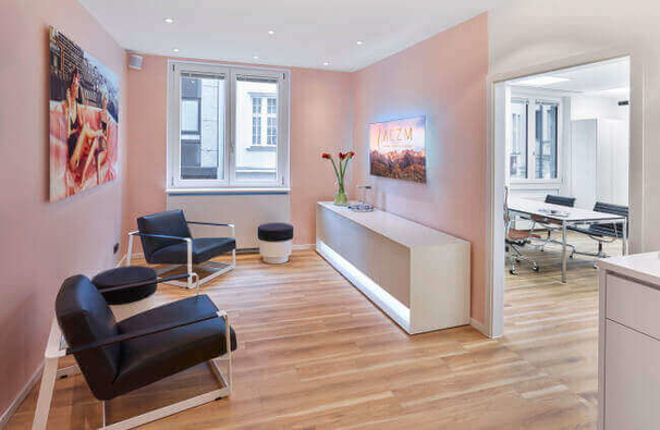 Praxis Christopher Chrissostomou, Haarzentrum in München, Wartezimmer